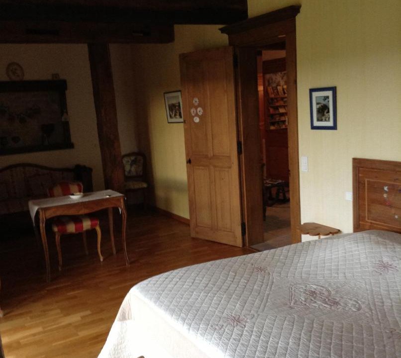 Photo of Bedroom in Chevigney-les-Vercel