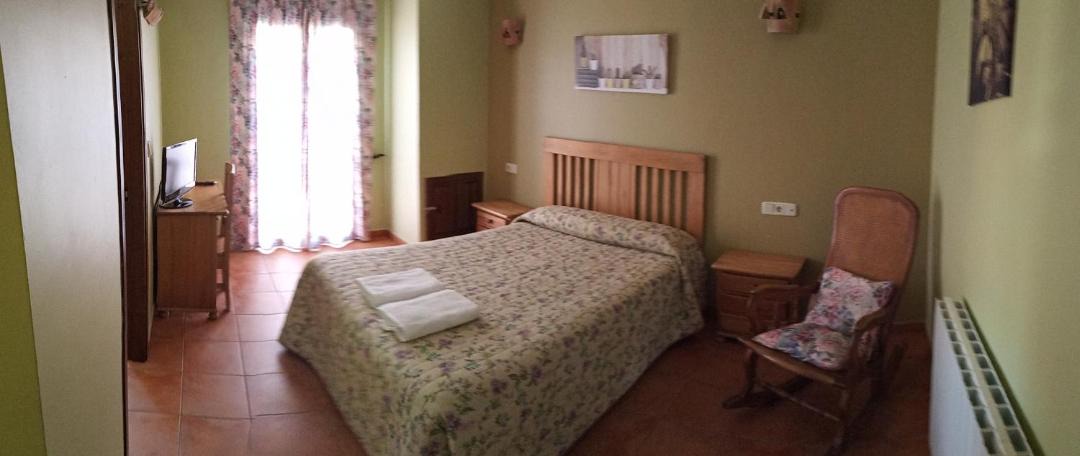 Photo of Bedroom in Peralejos