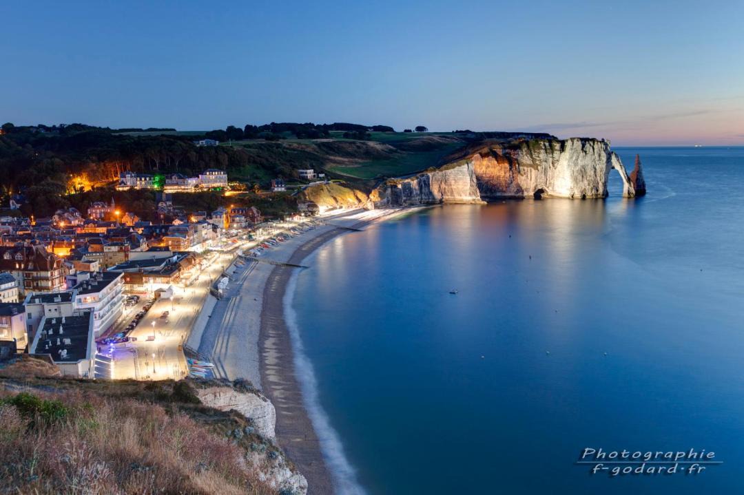 Photo of Others in Etretat