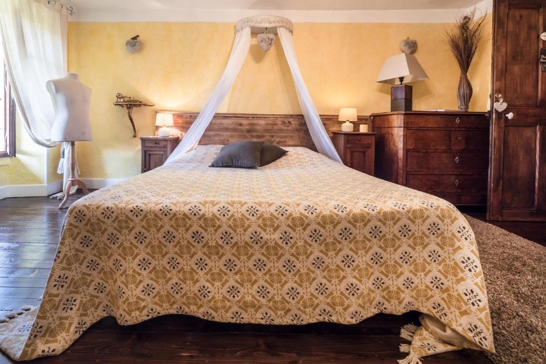 Photo of Bedroom in Vaulx