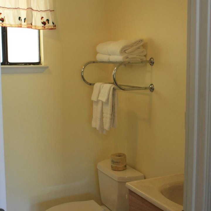 Photo of Bathroom in Apple Hill