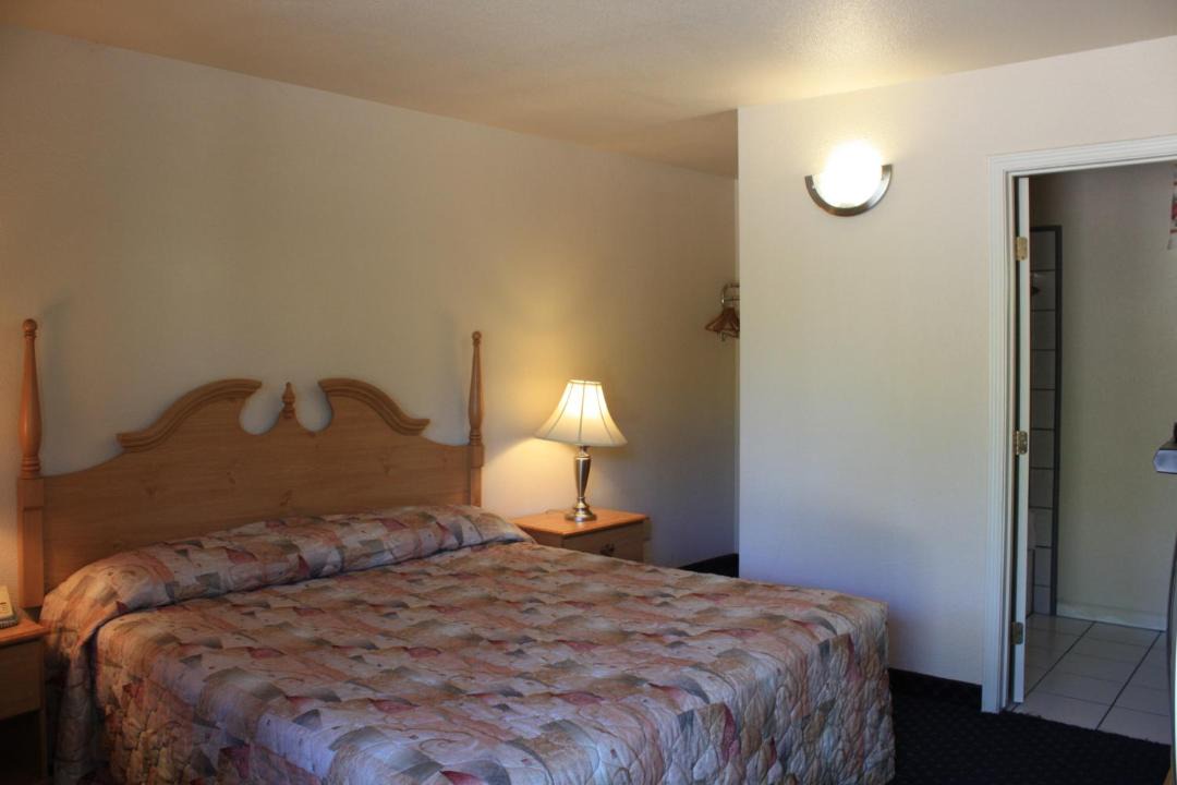 Photo of Bedroom in Apple Hill