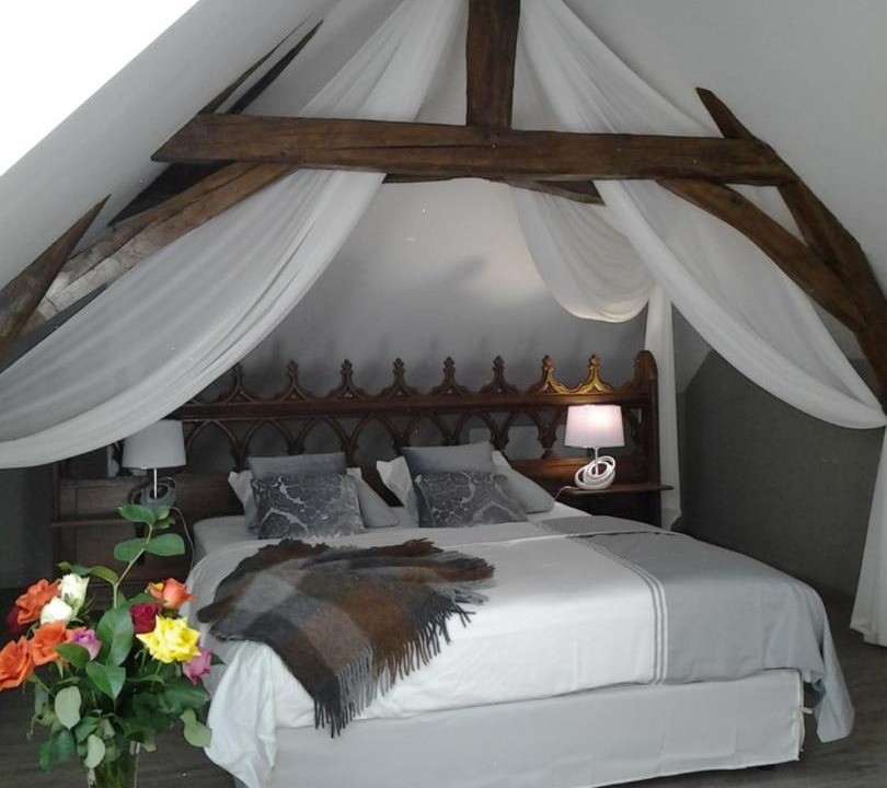 Photo of Others in Bourre