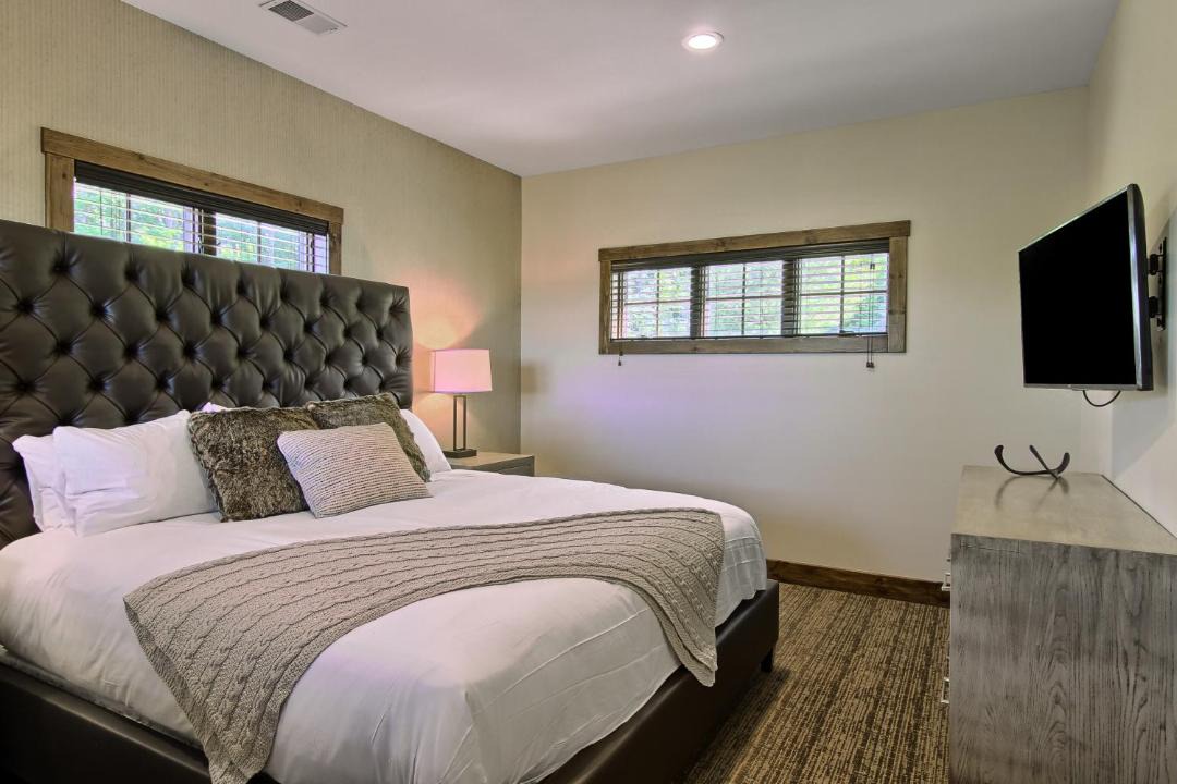 Photo of Bedroom in Boyne Falls