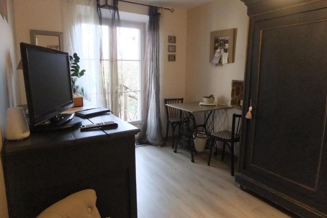 Photo of Others in Chalus