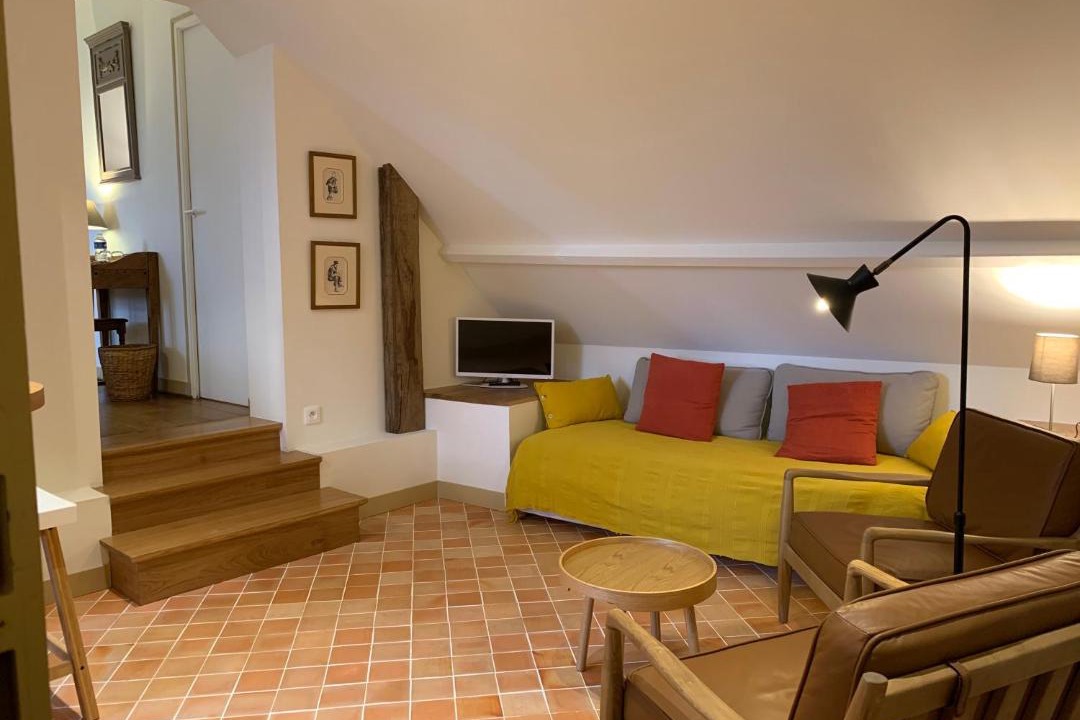 Photo of Others in Dragey-Ronthon