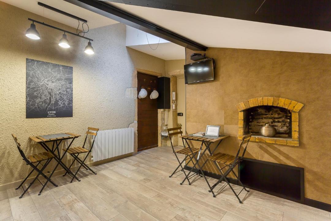 Photo of Livingroom in Old Lyon