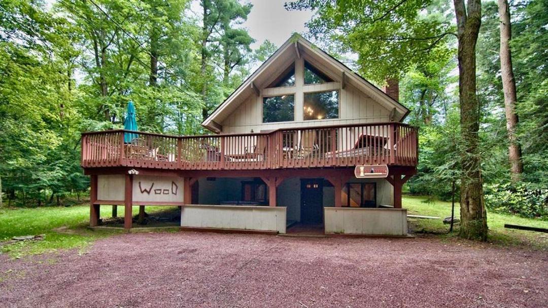 Photo of Buildings in Pocono Pines