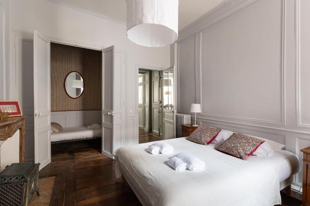 Photo of Others in Centre