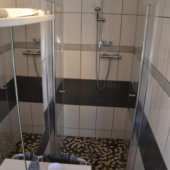 Photo of Bathroom in Chatillon-sur-Broue