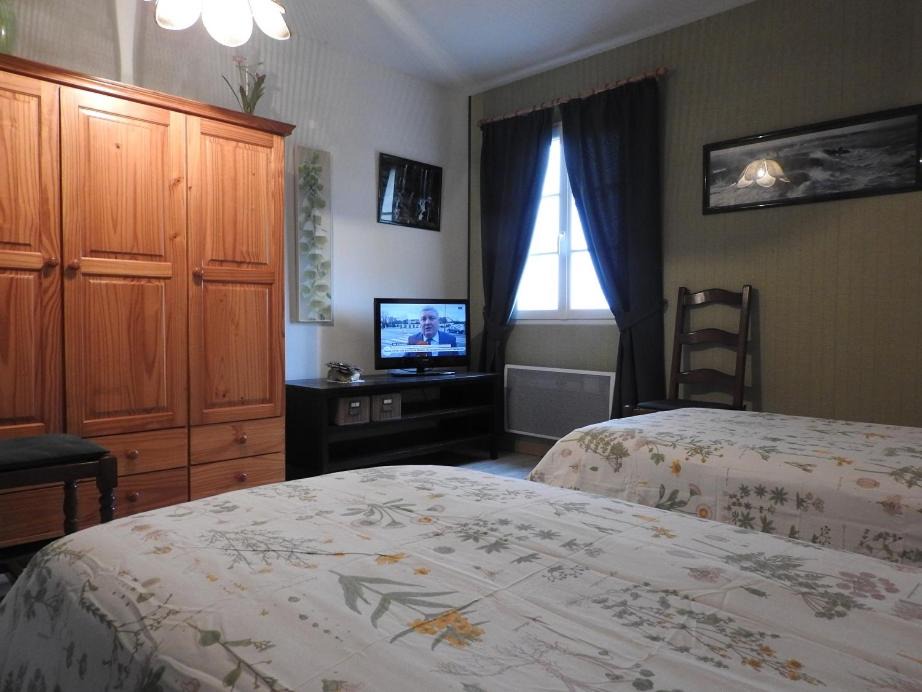 Photo of Bedroom in La Chapelle-de-Bragny