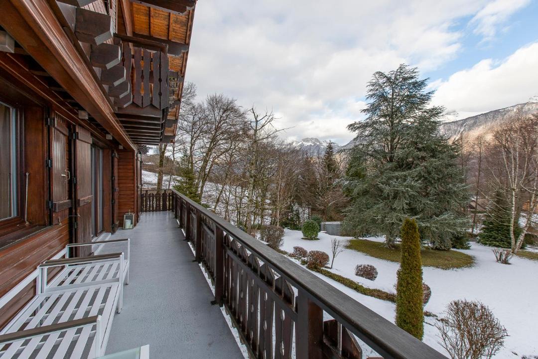 Photo of Others in Lathuile