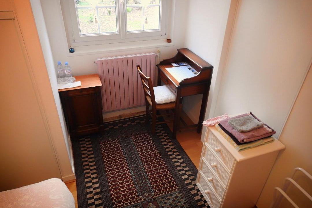 Photo of Others in Breles