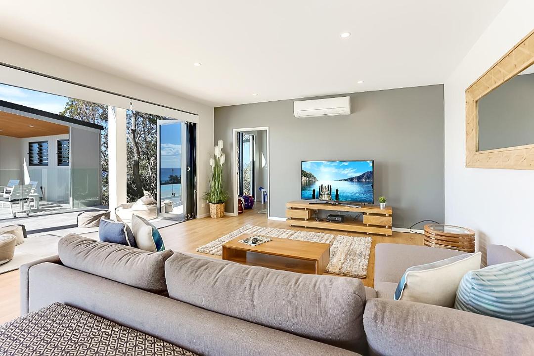 Photo of Livingroom in Castaways Beach