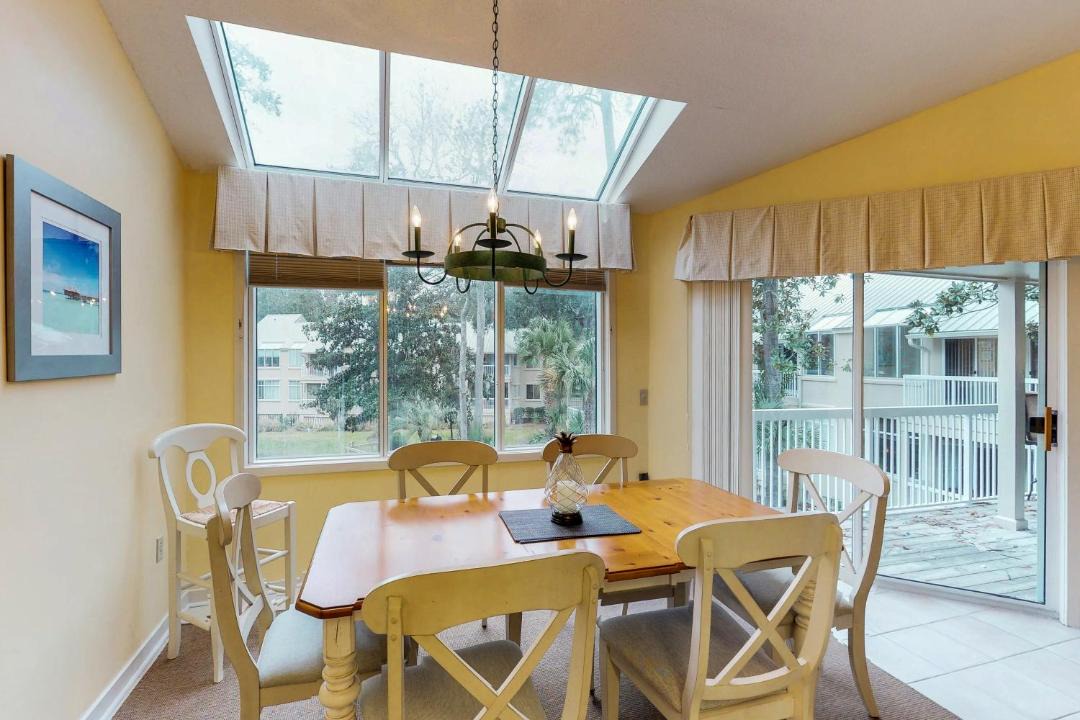 Photo of Livingroom in Palmetto Dunes
