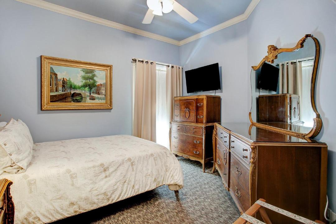 Photo of Bedroom in Houston Heights