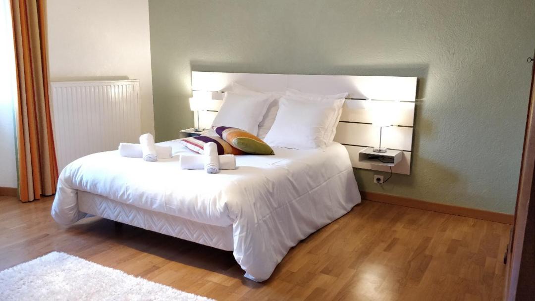 Photo of Bedroom in Leynhac