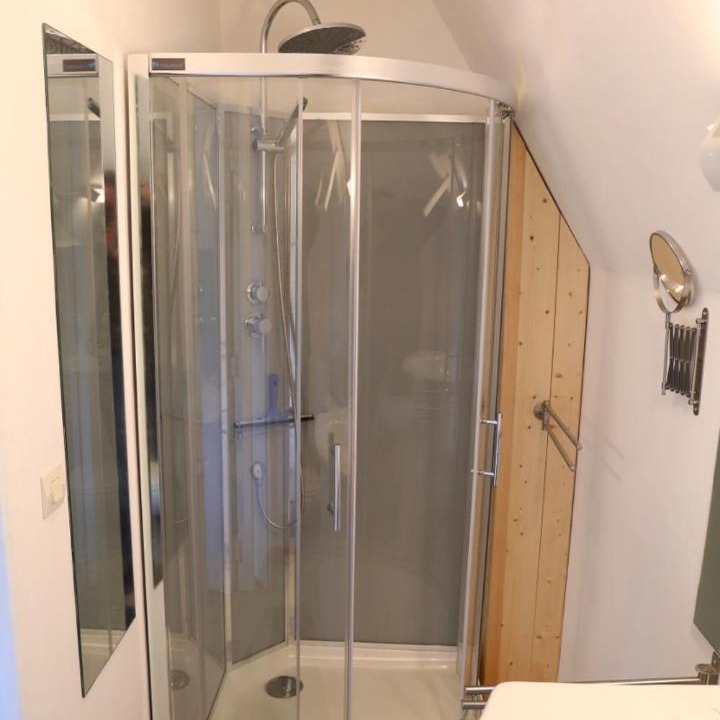 Photo of Bathroom in Leynhac