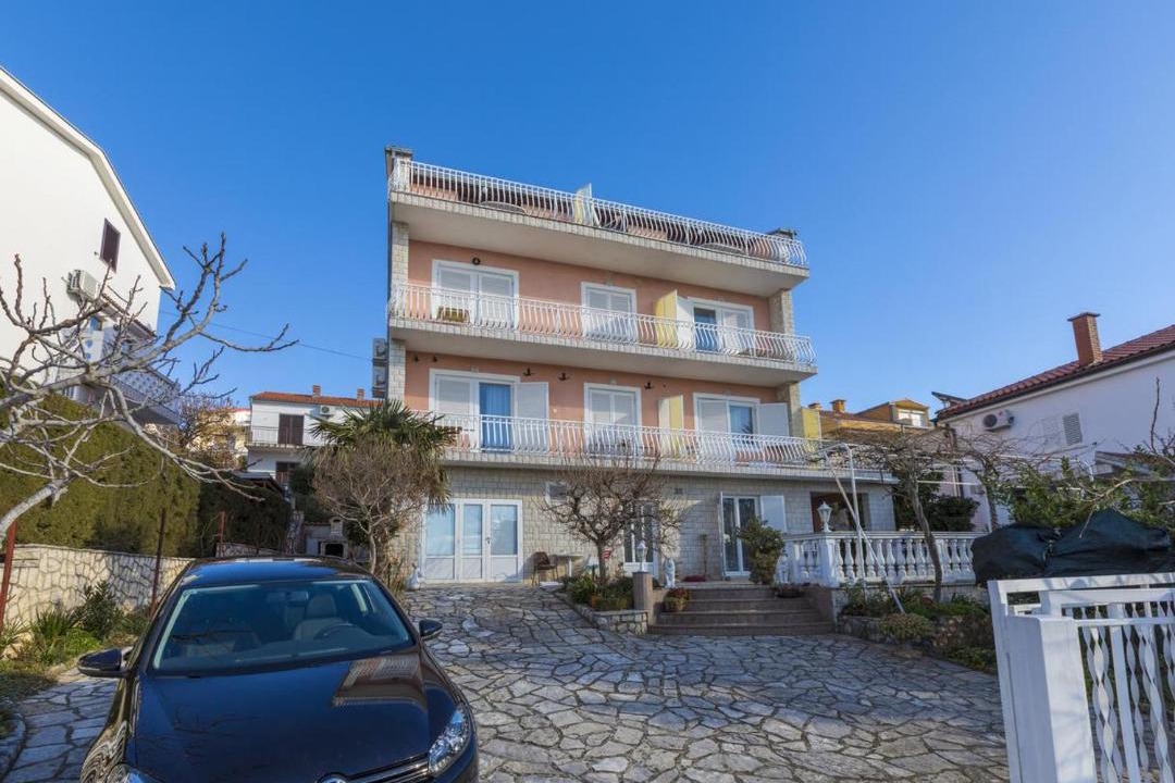Photo of Buildings in Selce