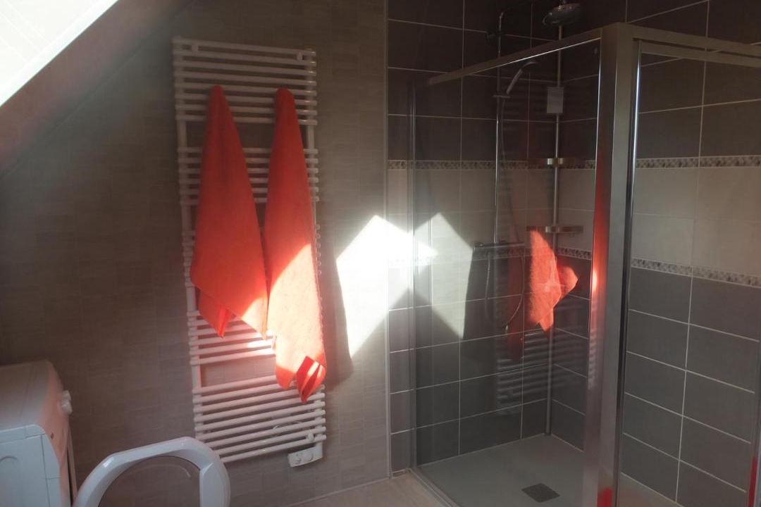 Photo of Bathroom in Barbeville