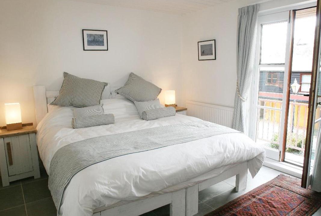 Photo of Bedroom in Mylor Churchtown