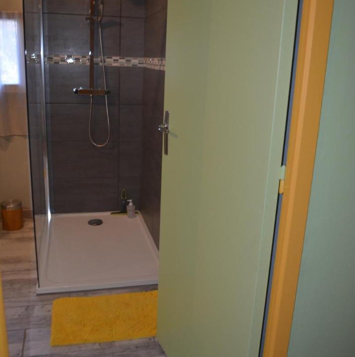 Photo of Others in Maury