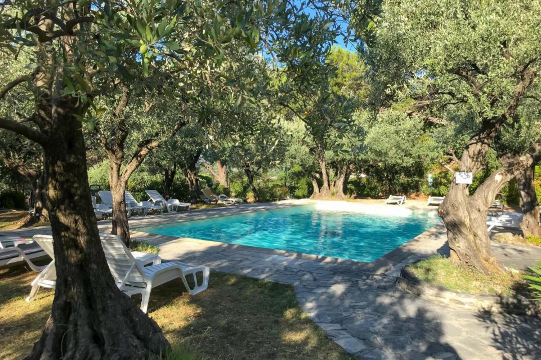 Photo of Others in Nyons