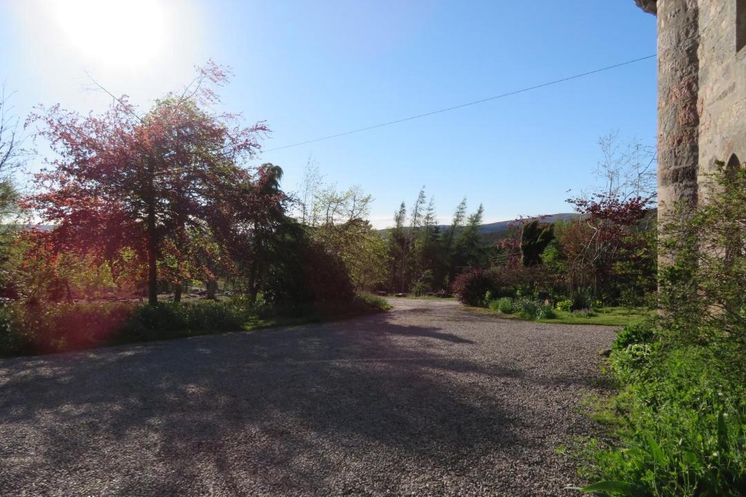 Photo of Others in Woodend