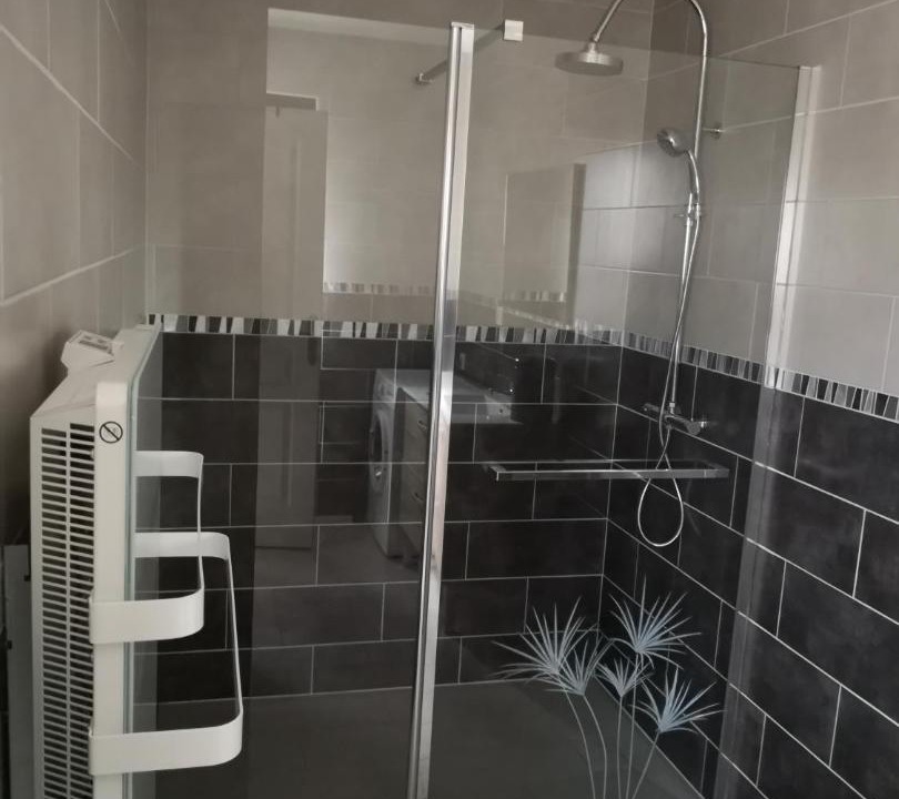 Photo of Bathroom in Saint-Quentin-Lamotte-Croix-au-Bailly