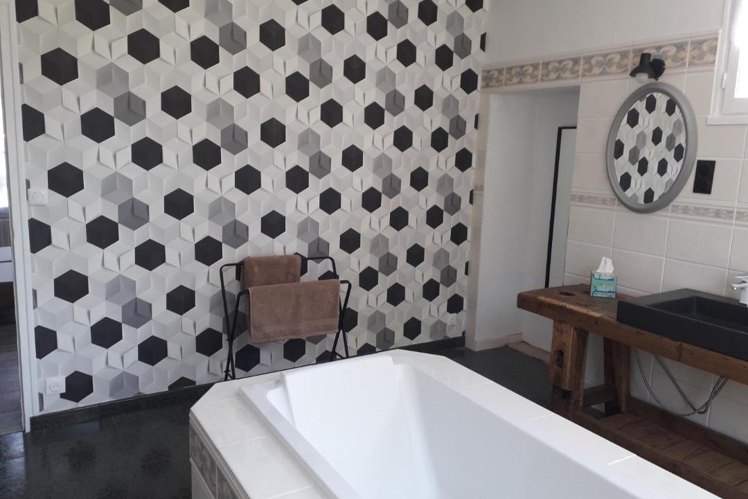 Photo of Others in Mer