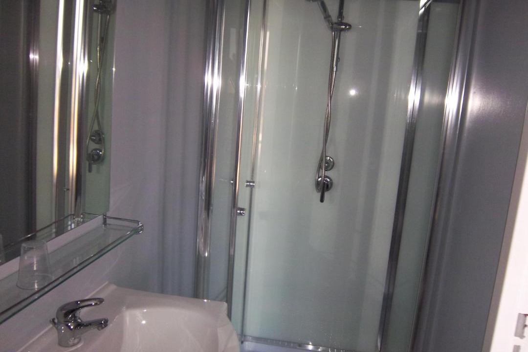 Photo of Bathroom in Epernay