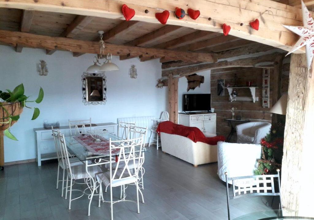 Photo of Others in Superbolquere