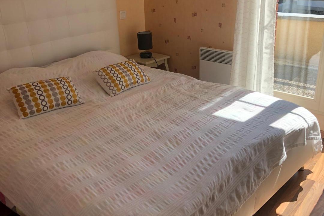 Photo of Others in Albert