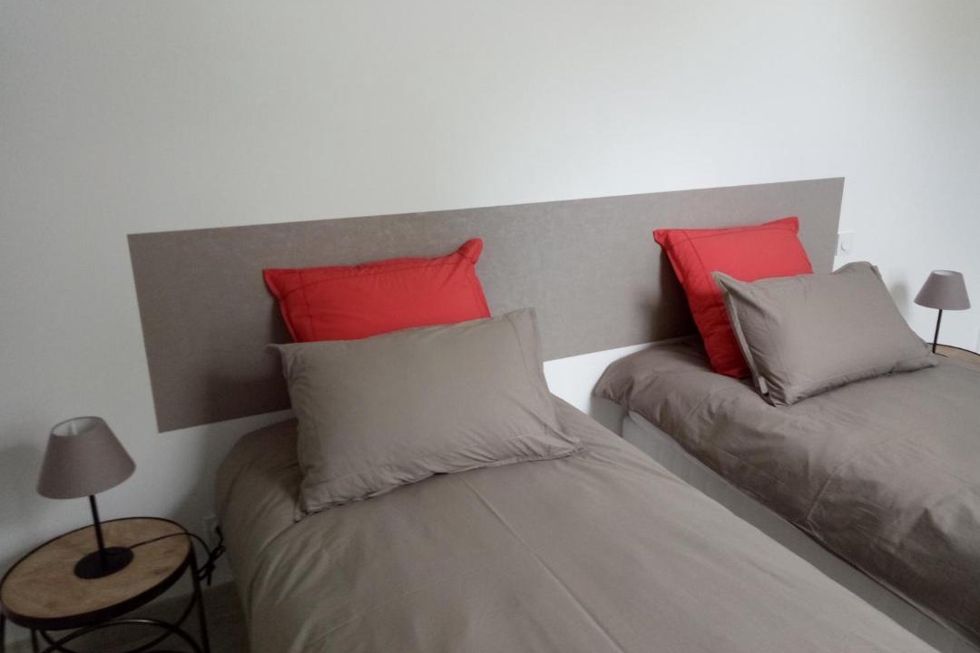 Photo of Others in Sens-de-Bretagne