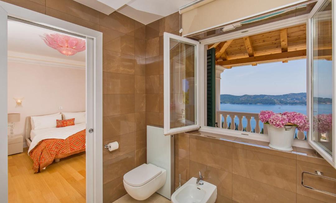 Photo of Bathroom in Orasac