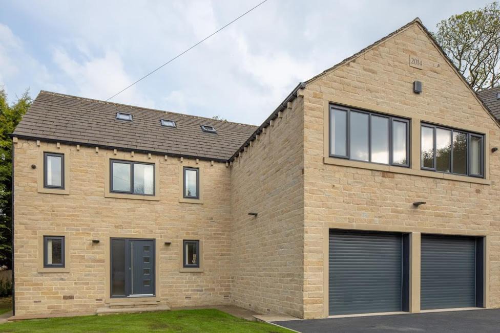 Photo of Buildings in Denby Dale