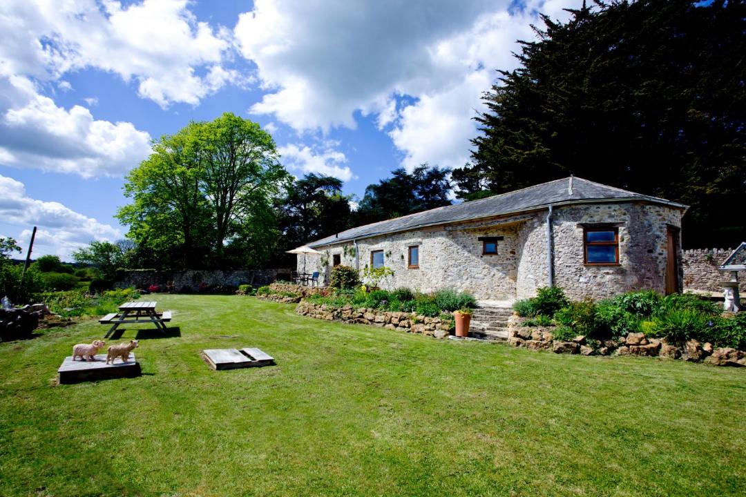 Photo of Buildings in Wadeford