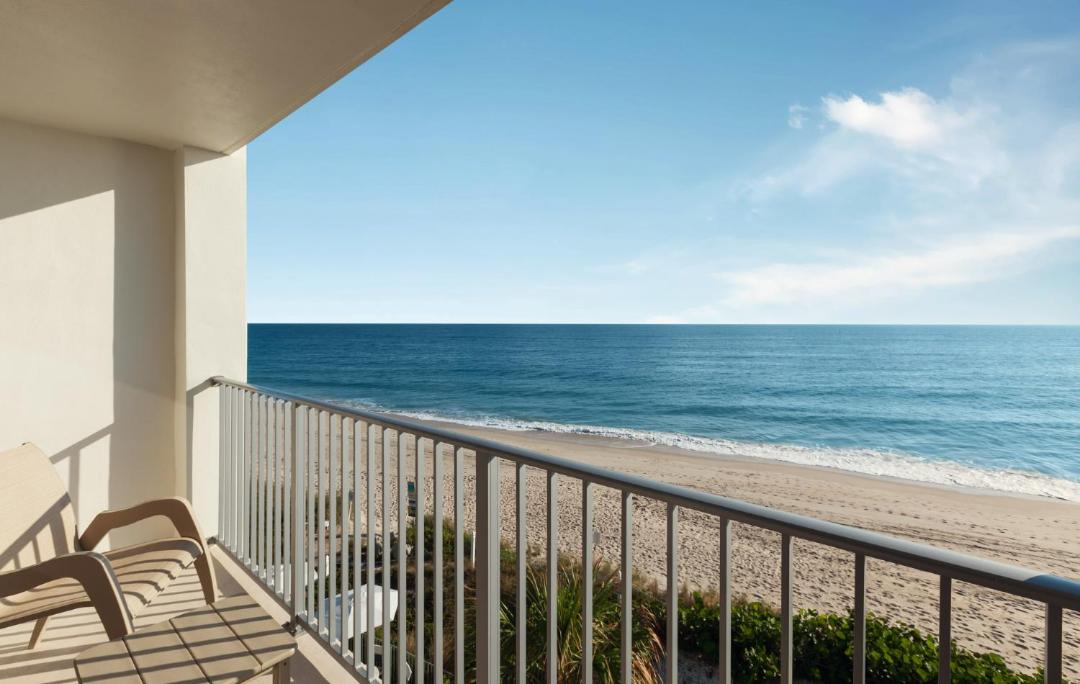 Photo of Patio Balcony in Central Beach