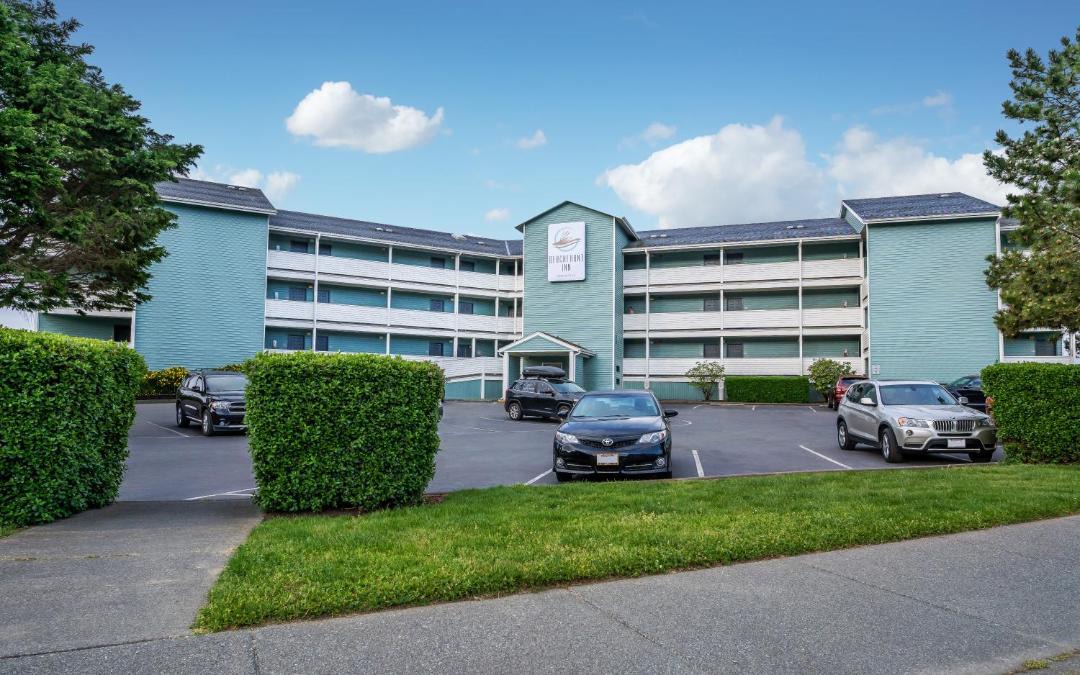 Photo of Others in Harbor