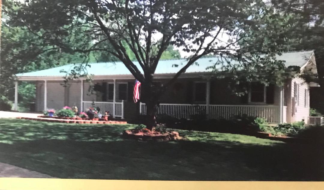 Photo of Others in Hermann