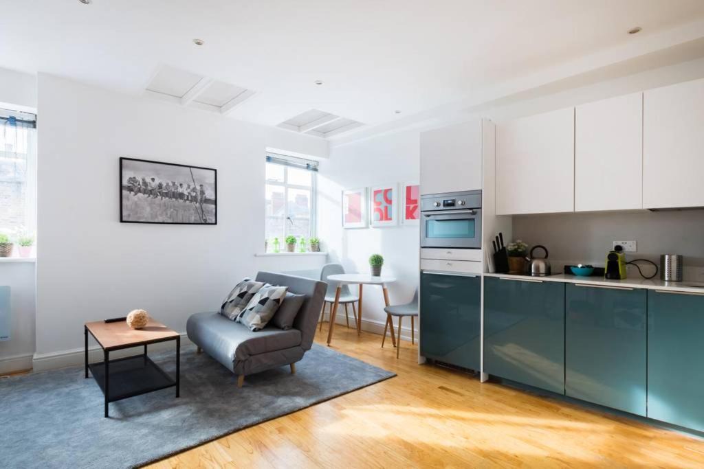 Photo of Livingroom in St. Johns Wood