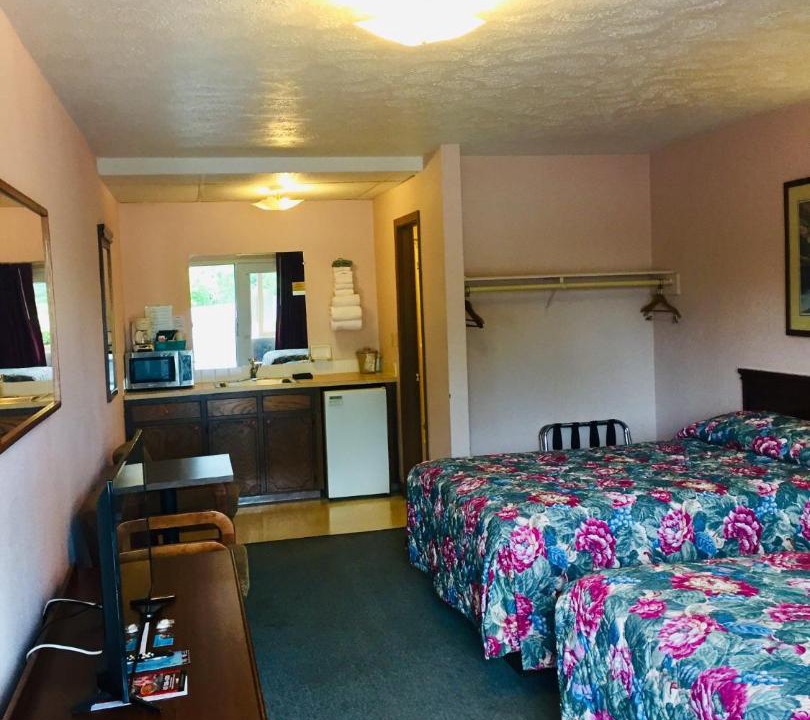 Photo of Others in Branson West