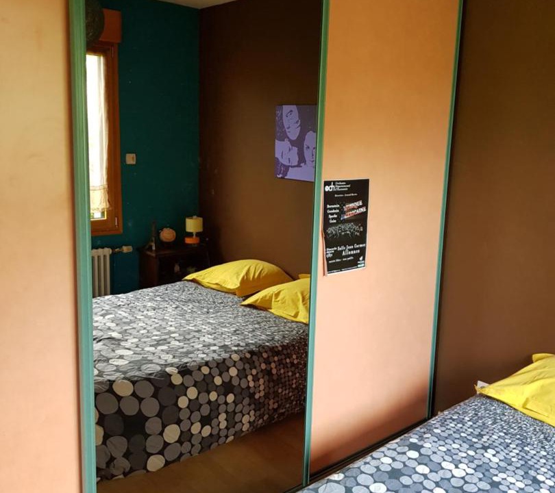 Photo of Bedroom in Louplande