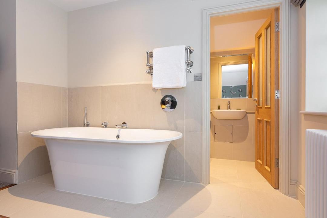 Photo of Bathroom in Harpenden