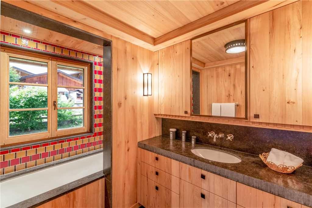 Photo of Kitchen in Zweisimmen Nr Gstaad