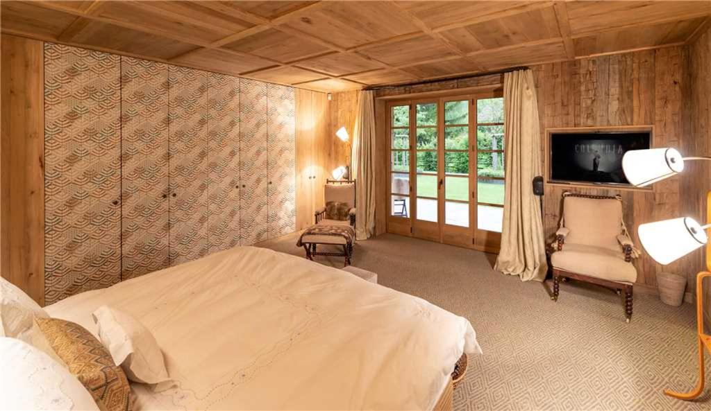 Photo of Bedroom in Zweisimmen Nr Gstaad