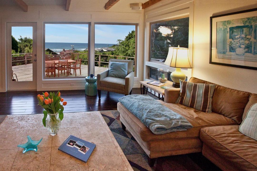 Photo of Livingroom in Arch Cape