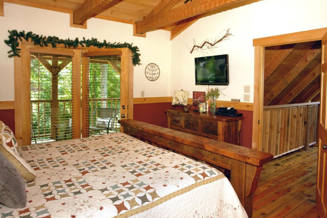 Photo of Bedroom in Smoky Mountains