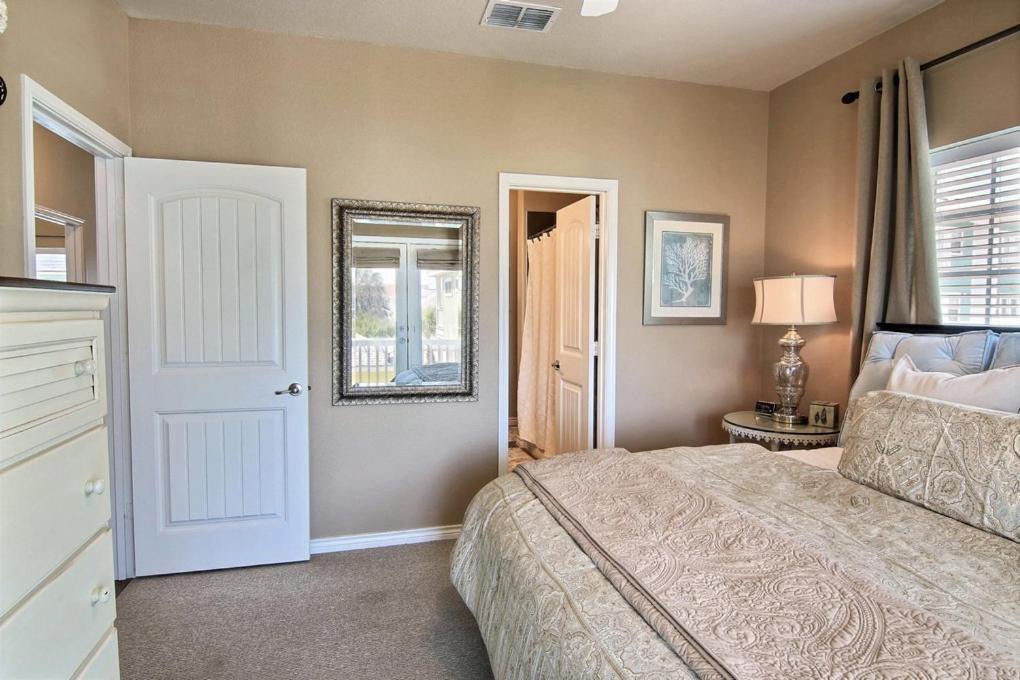 Photo of Bedroom in Port Aransas