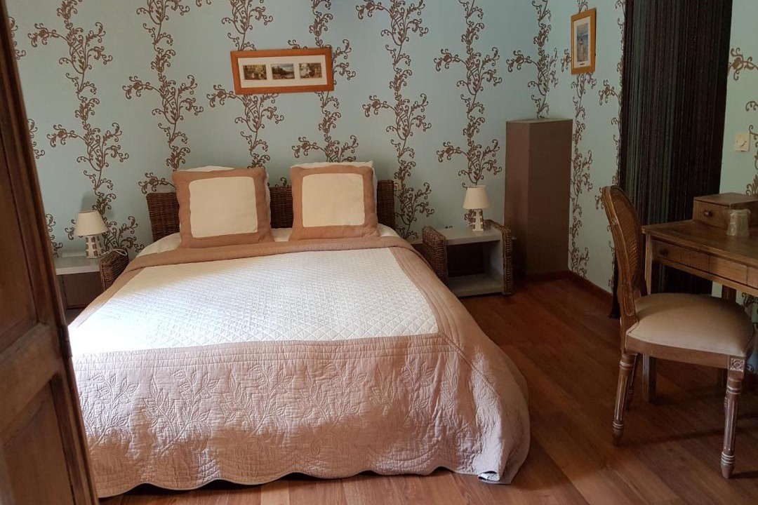 Photo of Bedroom in Boursault